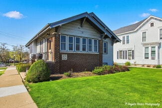 Plus de détails pour 3425 W Elm St, McHenry, IL - Bureau à vendre