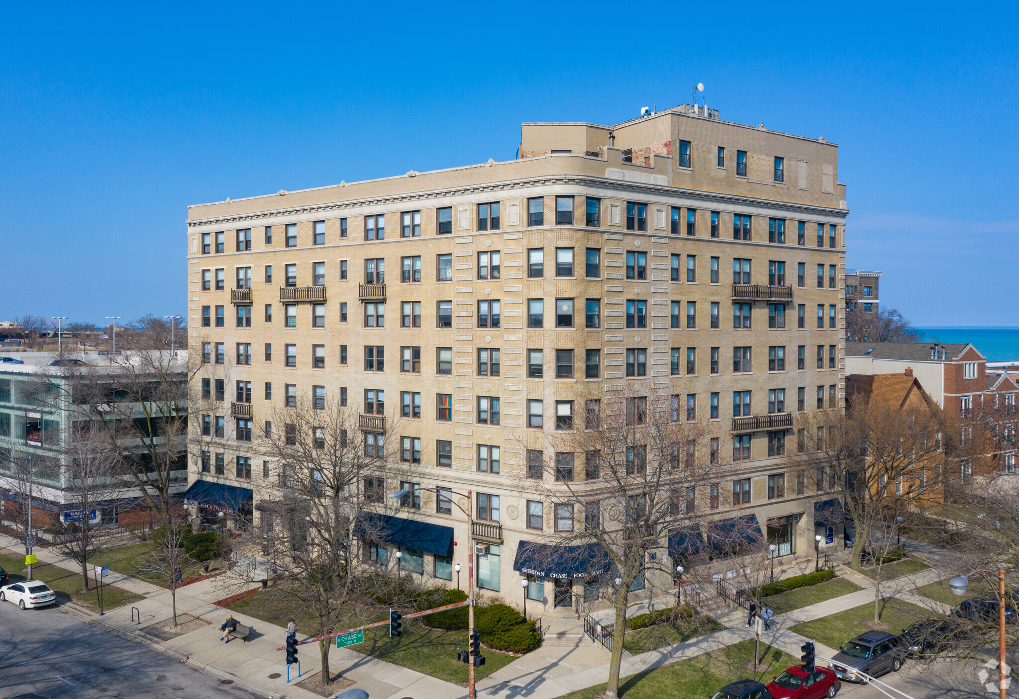 7301 N Sheridan Rd, Chicago, IL à vendre Photo principale- Image 1 de 1