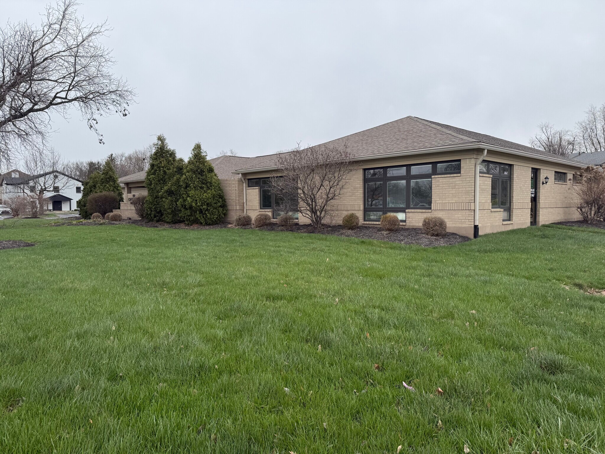 400 N Main St, Centerville, OH for lease Primary Photo- Image 1 of 10
