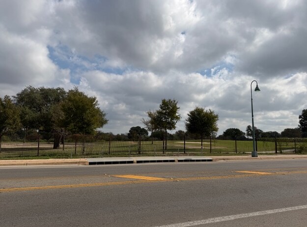 2011 Mission Rd, San Antonio, TX à louer - Photo de la ville - Image 1 de 15