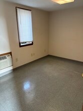 1326 S Handley St, Wichita, KS for lease Interior Photo- Image 2 of 6