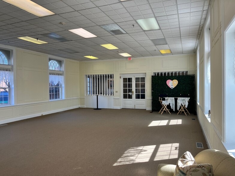 2217 Princess Anne St, Fredericksburg, VA à louer - Photo principale - Image 1 de 29