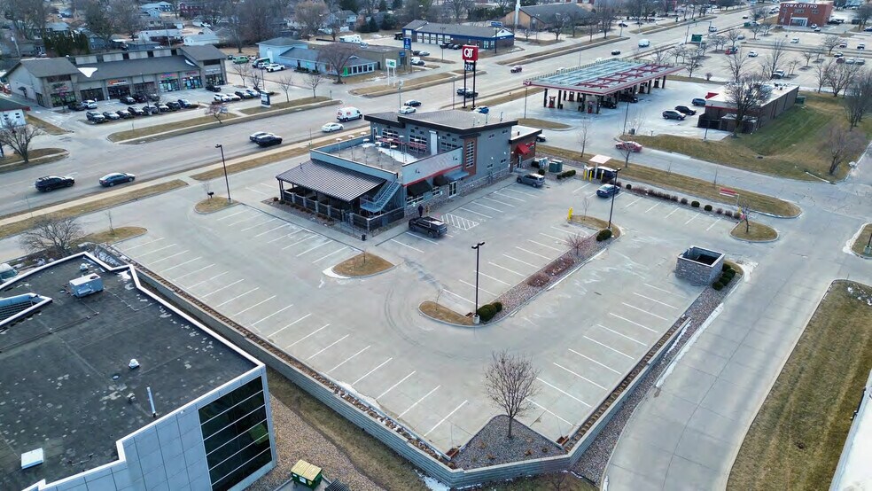 810 E 1st St, Ankeny, IA à vendre - Photo de la ville - Image 3 de 13