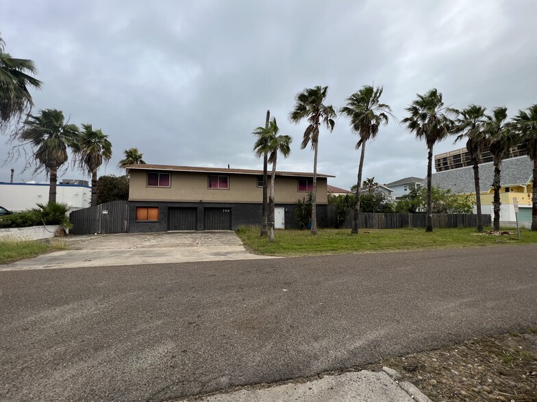 102 Sheepshead, South Padre Island, TX à vendre - Photo du bâtiment - Image 1 de 1