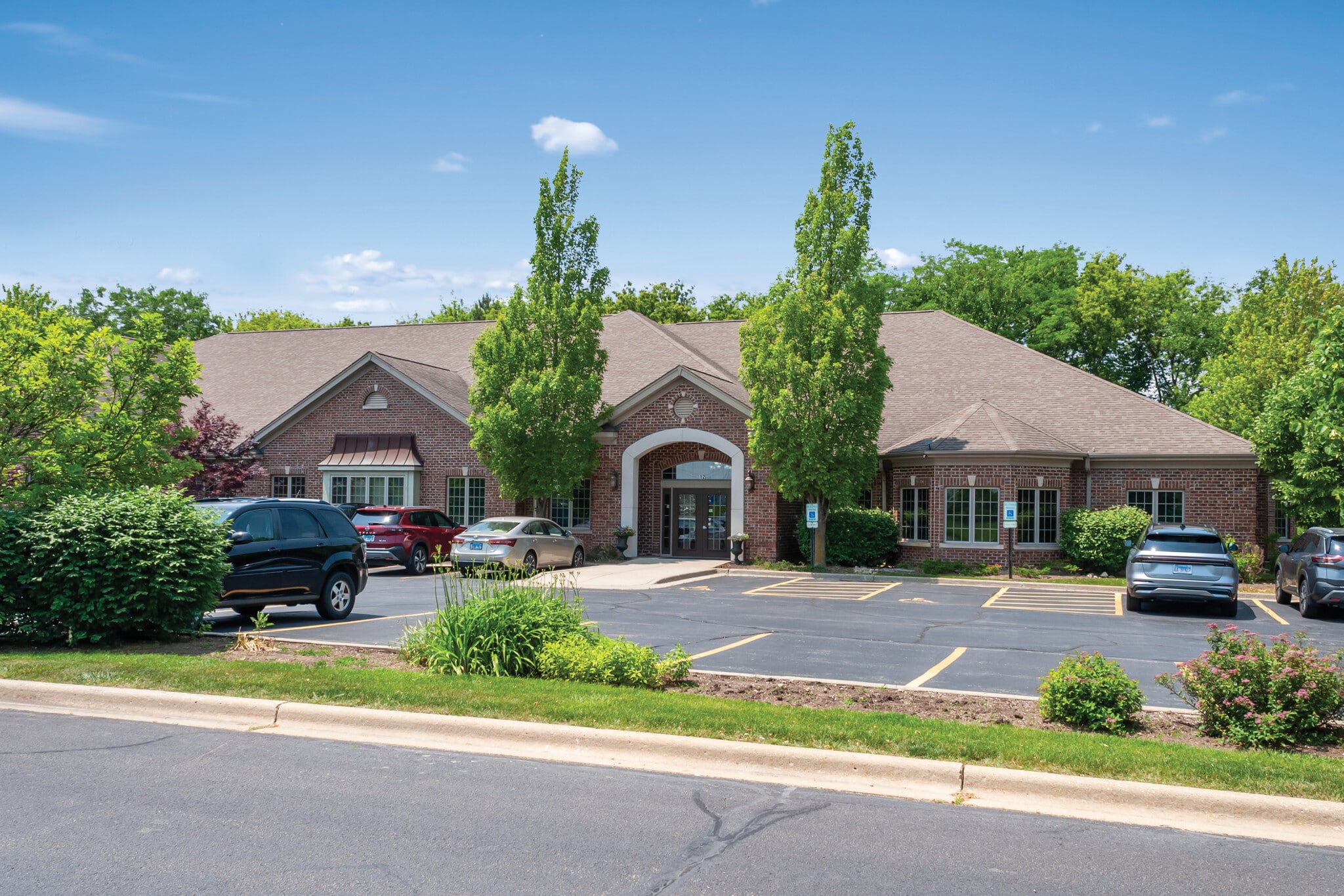 12 Executive Ct, South Barrington, IL à vendre Photo du bâtiment- Image 1 de 6