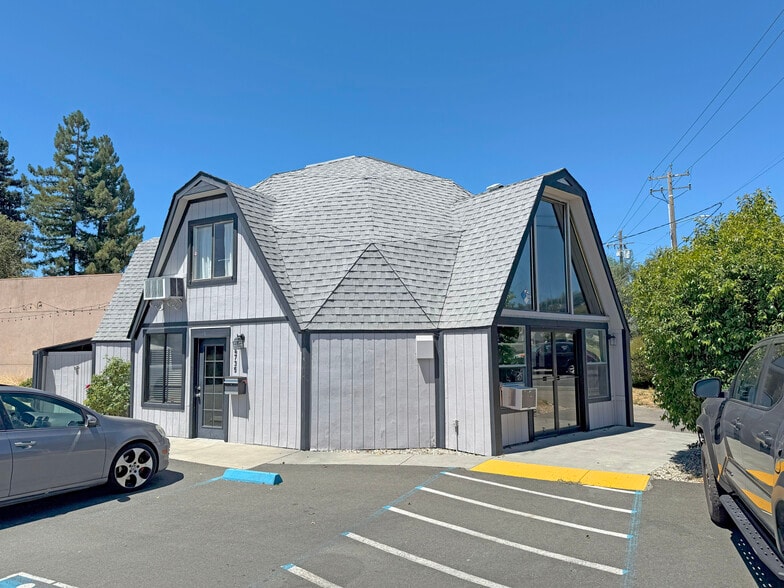 4735 Old Redwood Hwy, Santa Rosa, CA for lease - Building Photo - Image 3 of 5