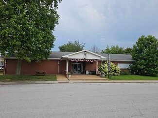 Plus de détails pour 108 E Madison St, Kirklin, IN - Commerce de détail à vendre