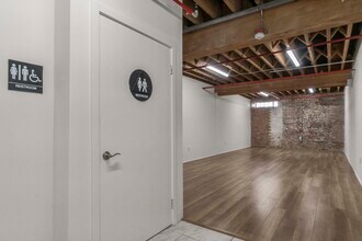 941 E 2nd St, Los Angeles, CA for lease Interior Photo- Image 1 of 4