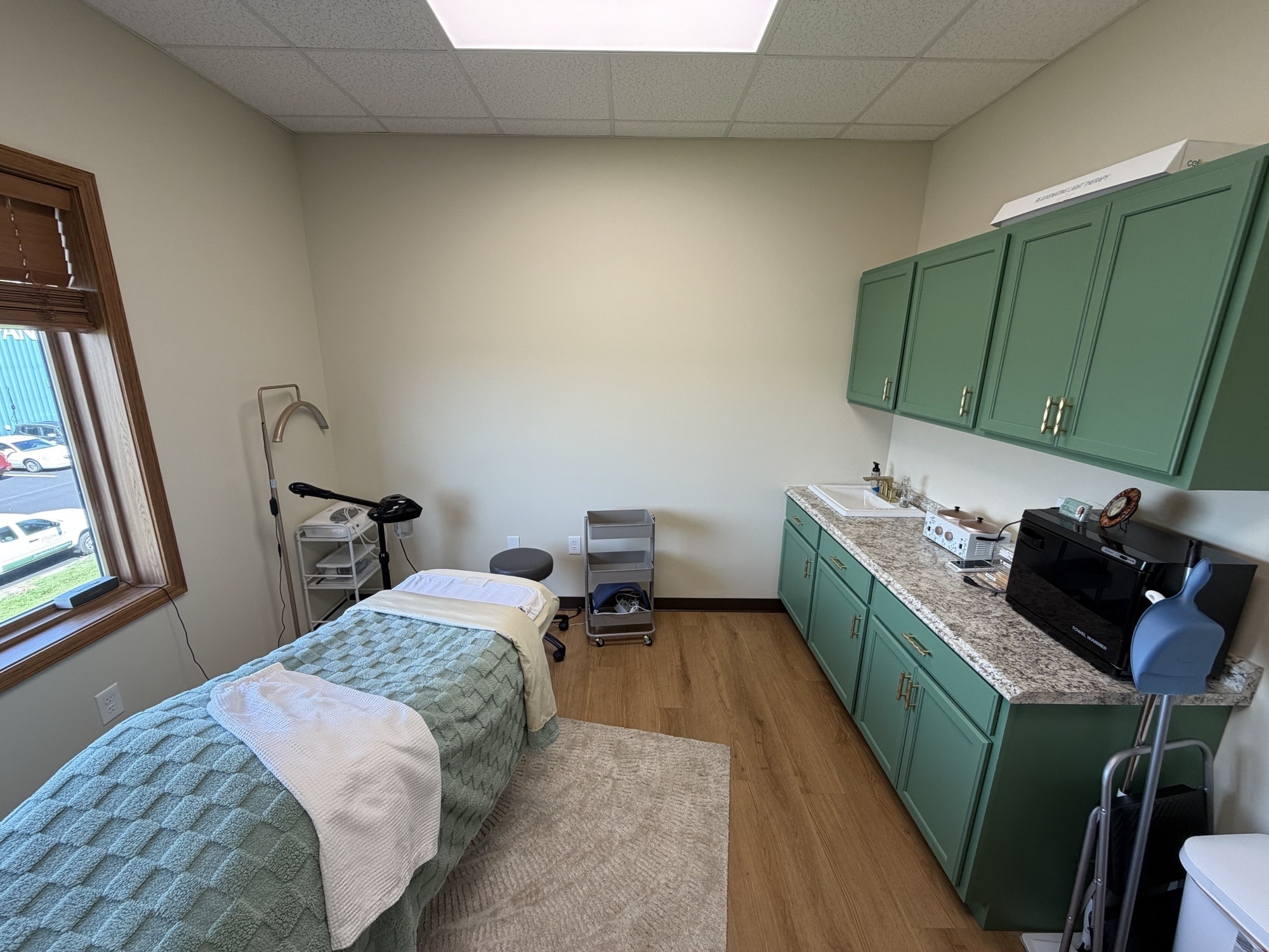 3269 19th St NW, Rochester, MN for lease Interior Photo- Image 1 of 4