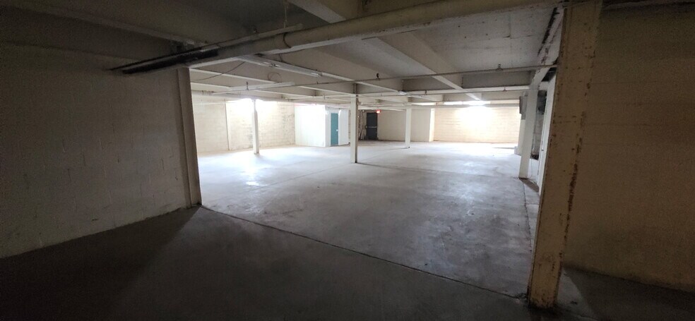 115 6th St, Upland, PA à louer - Photo du bâtiment - Image 3 de 9