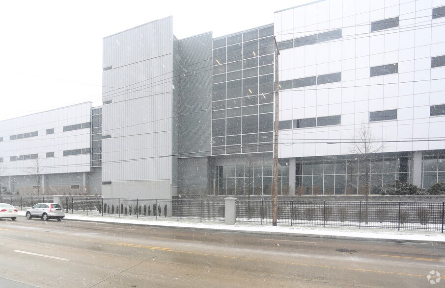 1000 N Cameron St, Harrisburg, PA à louer - Photo du bâtiment - Image 3 de 29