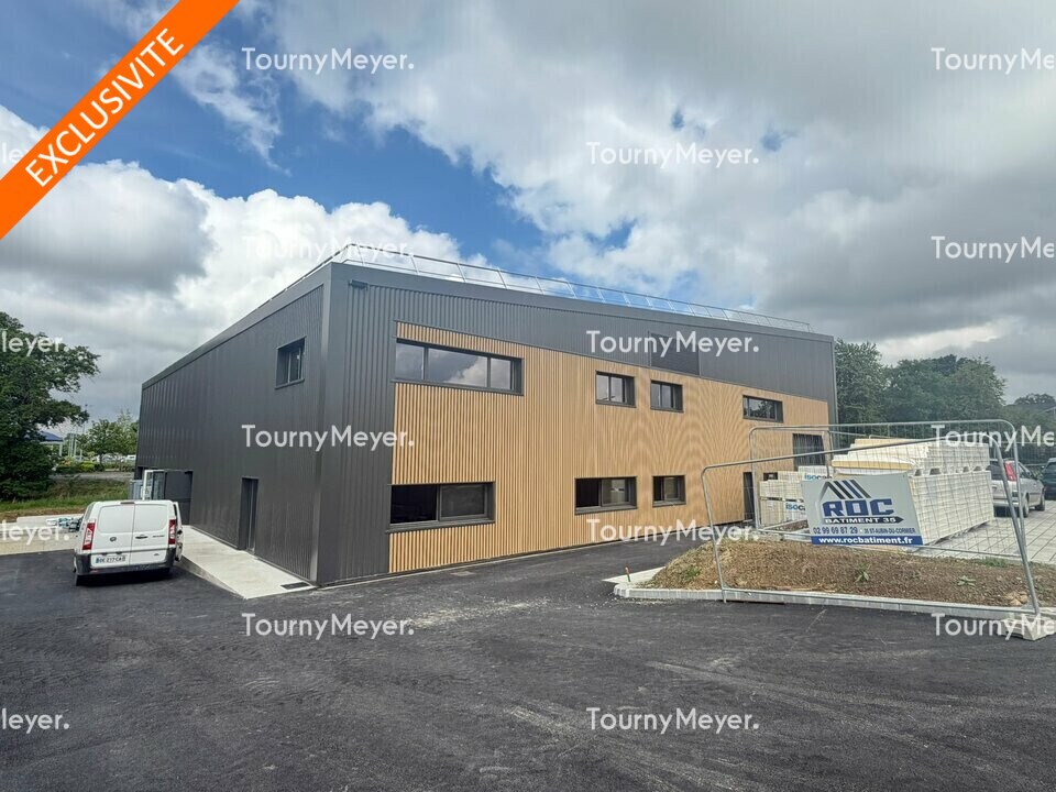 Flex in Betton for lease Building Photo- Image 1 of 4