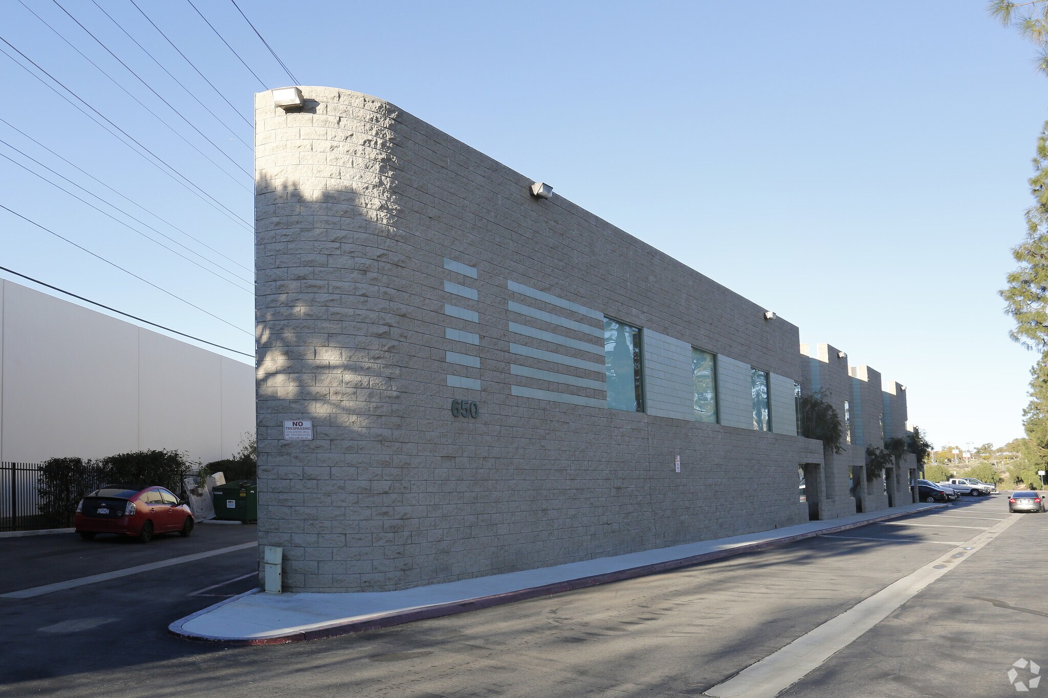 650 Cochran St, Simi Valley, CA for sale Primary Photo- Image 1 of 1