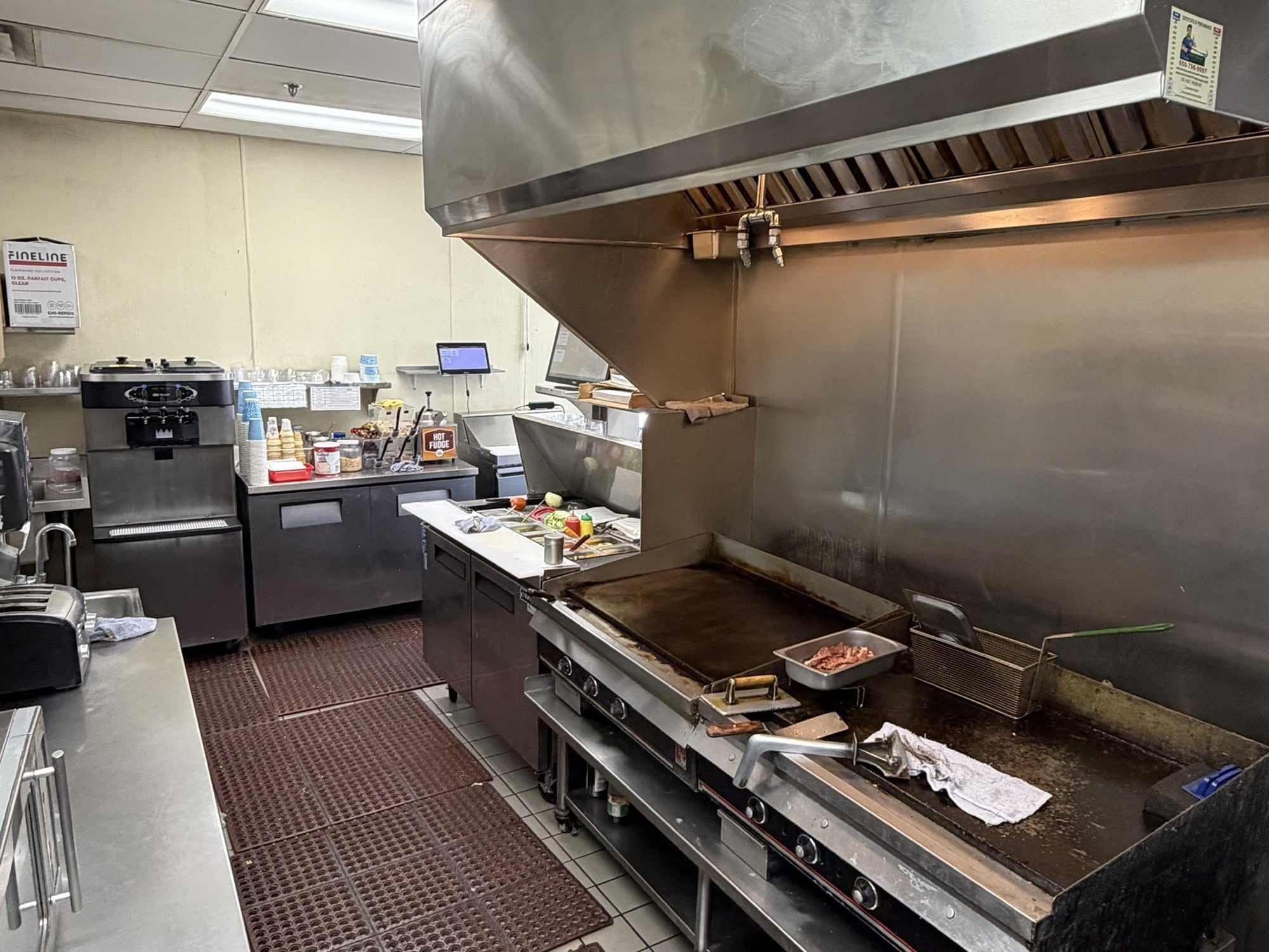 1593 1st St, Livermore, CA for lease Interior Photo- Image 1 of 3