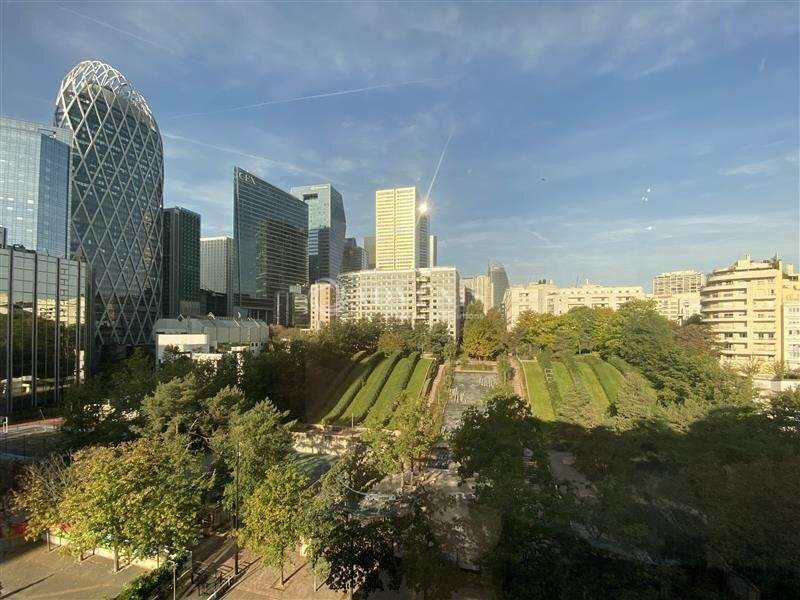 41-47 Rue Louis Blanc, Courbevoie à louer Photo du bâtiment- Image 1 de 13