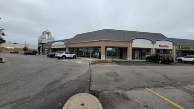 13470 Cedar Rd, University Heights, OH à louer Photo du bâtiment- Image 1 de 7