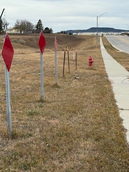 TBD East Anamosa St, Rapid City, SD à vendre - Photo du bâtiment - Image 2 de 5