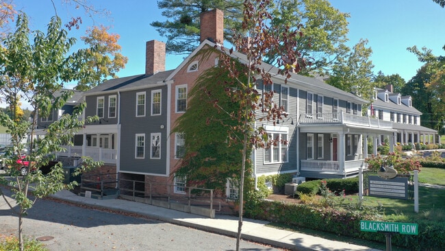 More details for 134 Main St, Groton, MA - Multifamily for Sale