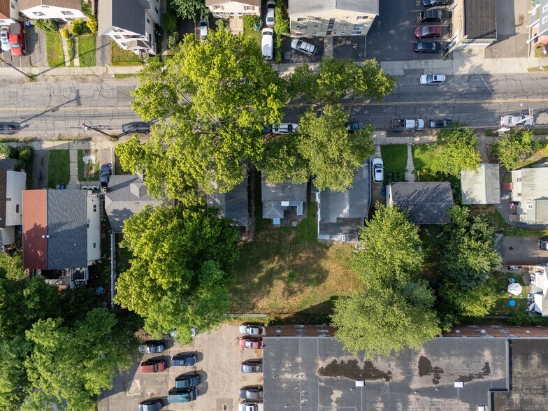 37-39 Granfield Ave, Bridgeport, CT à vendre - Aérien - Image 3 de 6