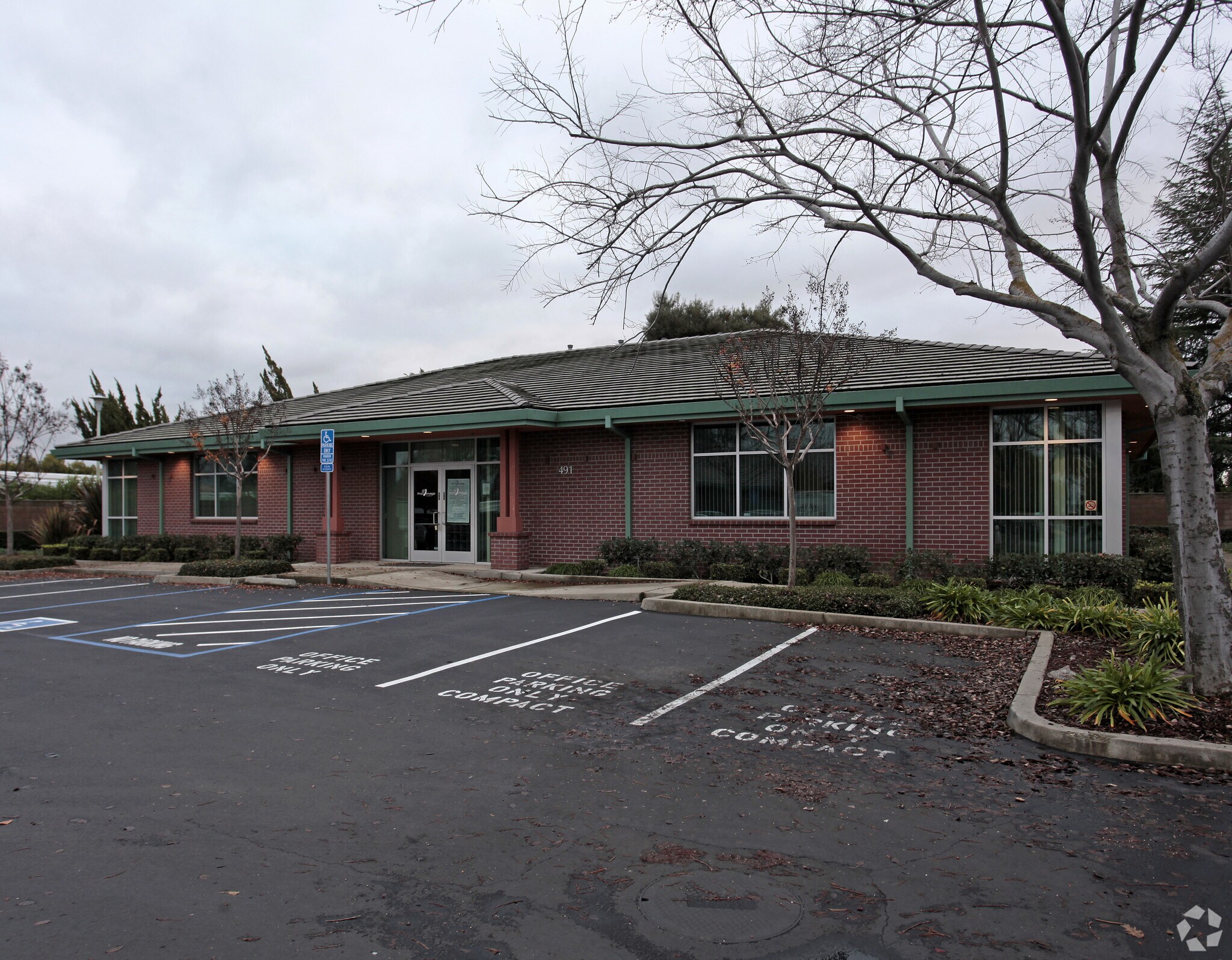 2491 Sunrise Blvd, Gold River, CA à vendre Photo principale- Image 1 de 4