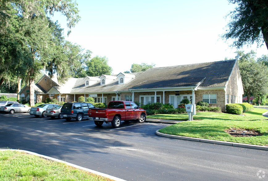 501 E Oak St, Kissimmee, FL for lease - Primary Photo - Image 2 of 25