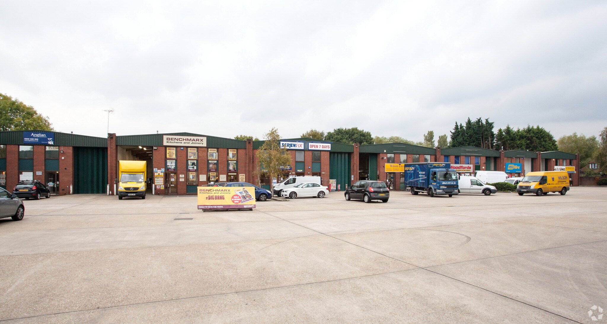 Hamm Moor Ln, Addlestone for lease Primary Photo- Image 1 of 6