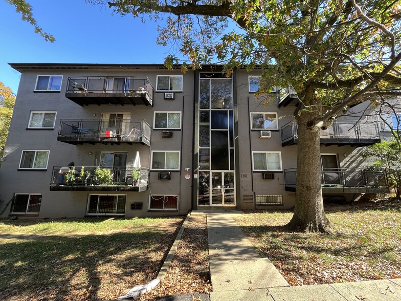 101 41st St NE, Washington, DC for sale - Building Photo - Image 1 of 10