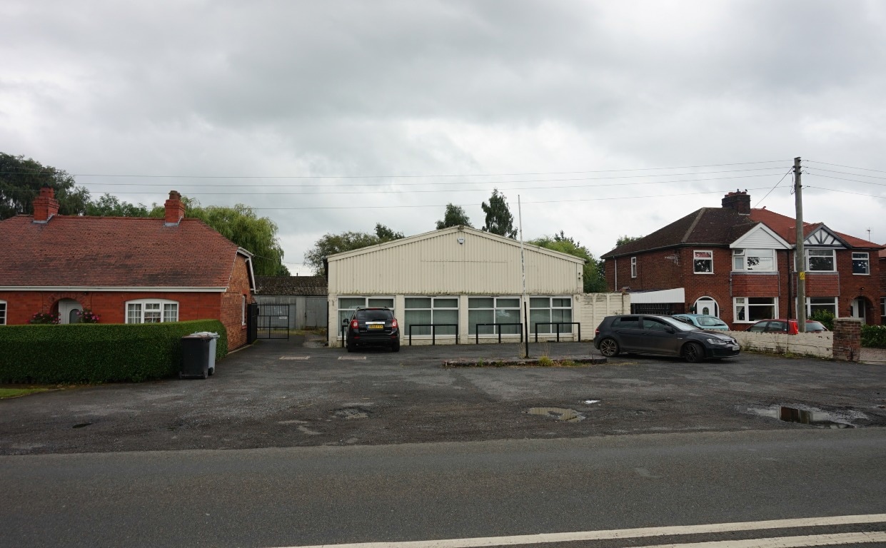 Whitchurch Rd, Nantwich for sale Primary Photo- Image 1 of 7