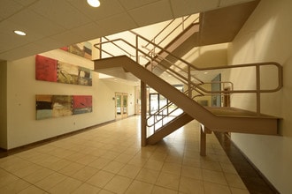 7257 Parkway Dr, Hanover, MD à vendre Photo intérieure- Image 2 de 2