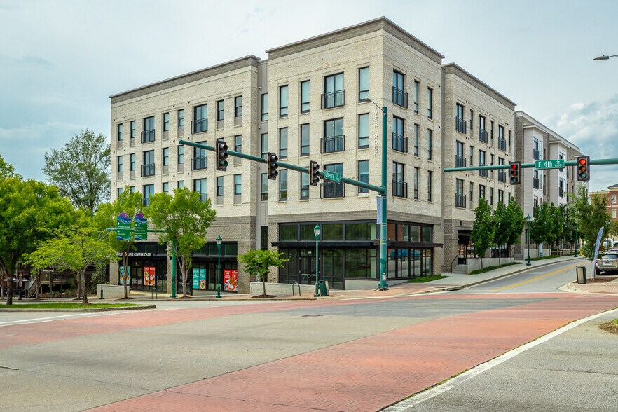 355 Walnut St, Chattanooga, TN à louer - Photo du bâtiment - Image 2 de 34