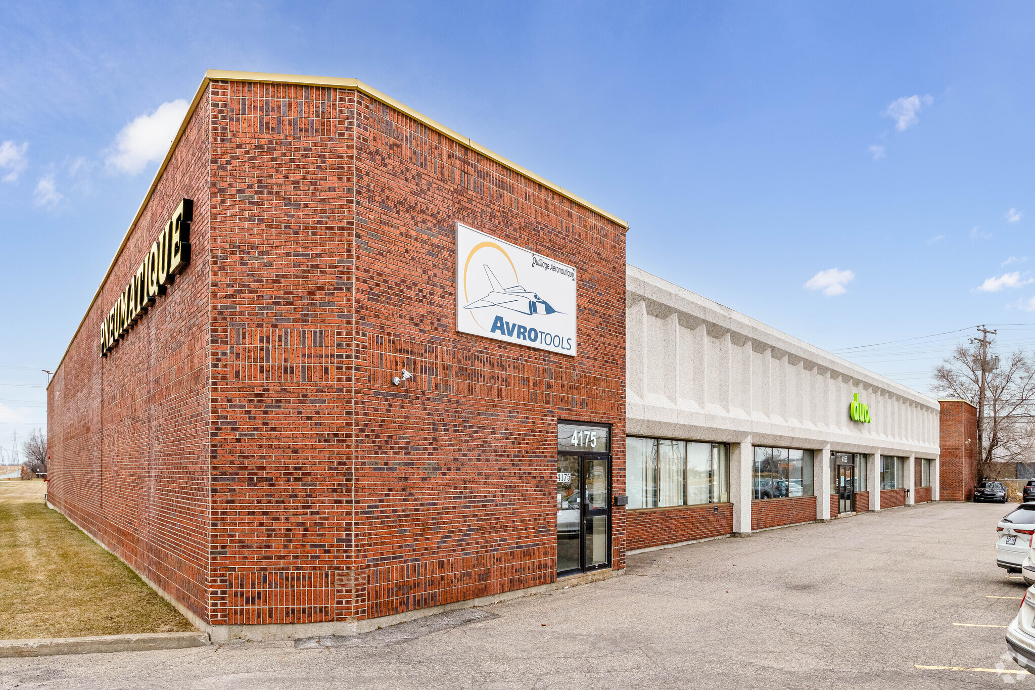 4155-4175 Boul Poirier, Montréal, QC for lease Primary Photo- Image 1 of 7