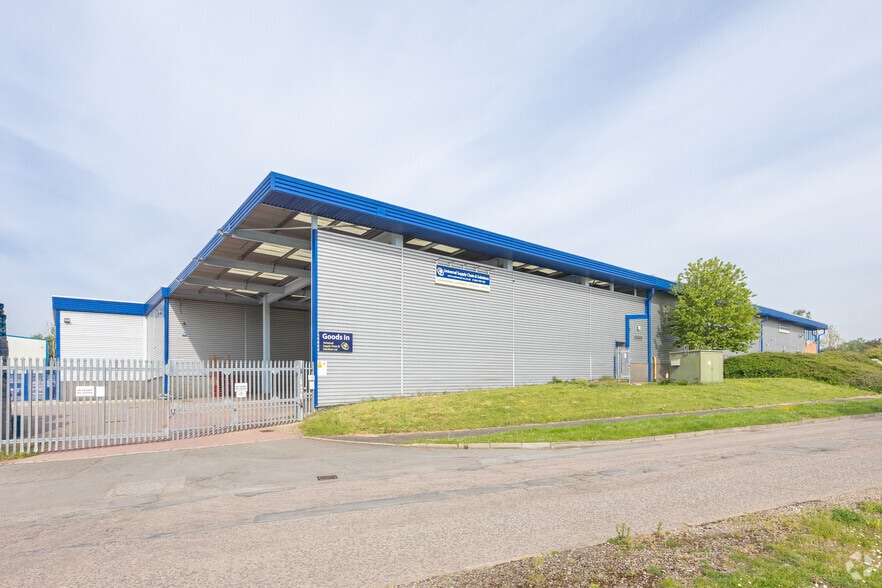 South Portway Clos, Northampton for lease - Building Photo - Image 1 of 3