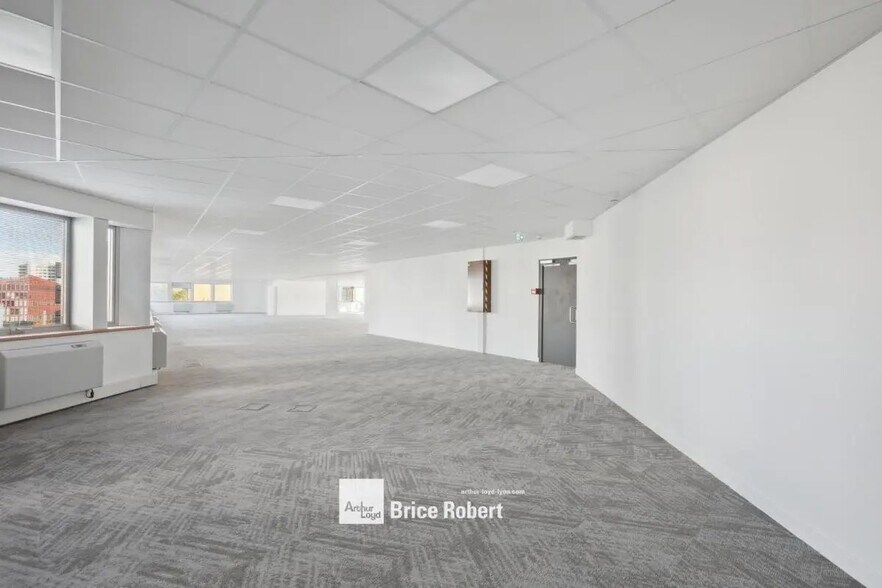 83-85 Boulevard Marius Vivier-Merle, Lyon à louer - Photo du bâtiment - Image 3 de 5
