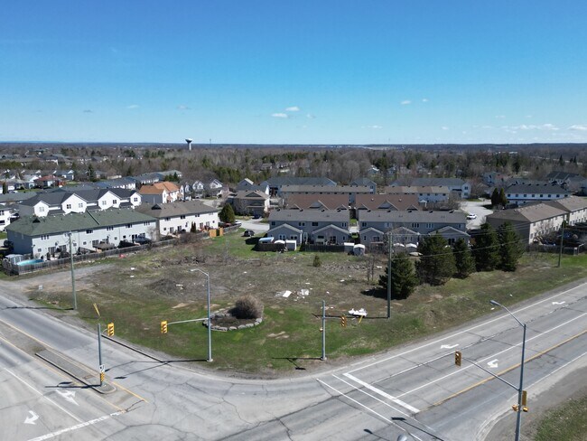 Plus de détails pour 2 Spicer st, Carleton Place, ON - Terrain à vendre
