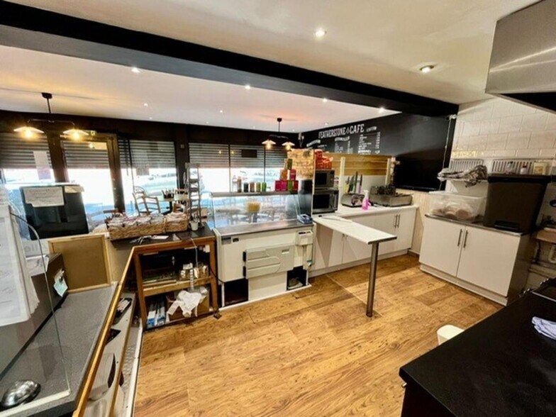 1 The Avenue, Featherstone à vendre - Photo intérieure - Image 2 de 8