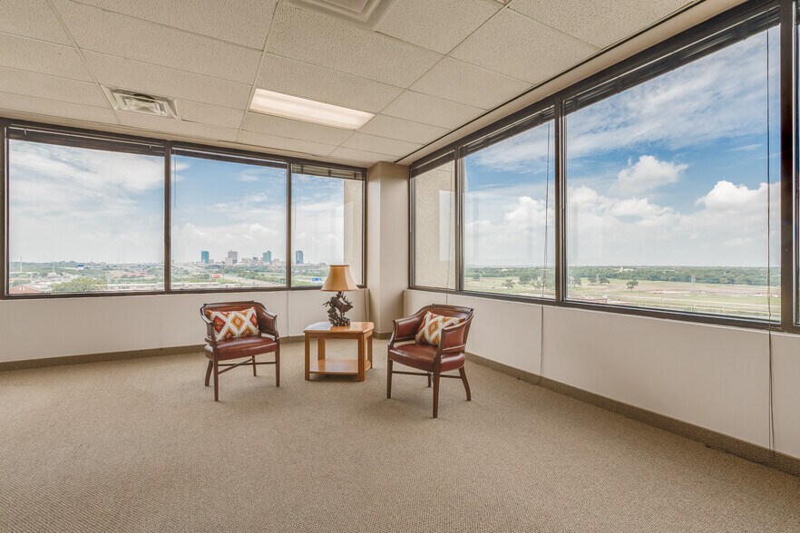2001 Beach St, Fort Worth, TX à louer - Photo intérieure - Image 3 de 18