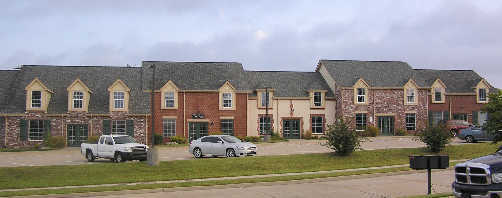 2400-2416 W Detroit St, Broken Arrow, OK à vendre Photo principale- Image 1 de 24