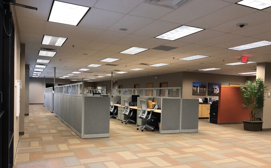 5025 Bradenton Ave, Dublin, OH à louer - Photo intérieure - Image 2 de 10