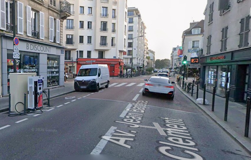 Commerce de détail dans Boulogne-Billancourt à louer - Photo du bâtiment - Image 2 de 5
