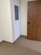 2245 1st St, Simi Valley, CA for lease Interior Photo- Image 1 of 5