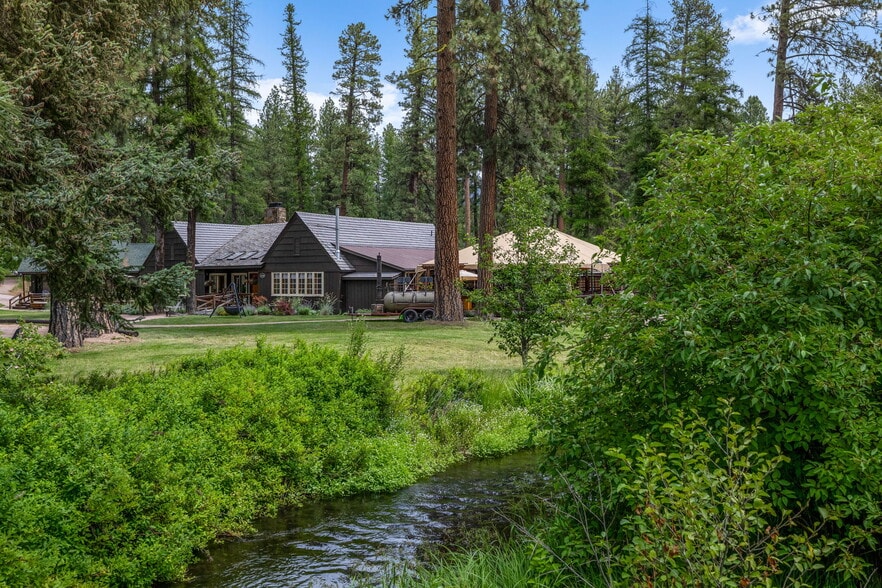 13375 SW Forest Service Rd, Camp Sherman, OR for sale - Building Photo - Image 3 of 67
