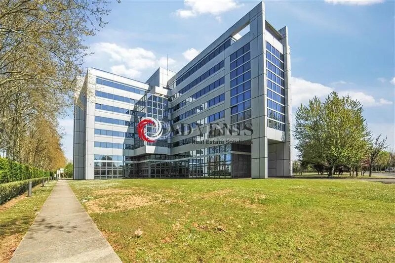 Bureau dans Villepinte à louer - Photo du bâtiment - Image 3 de 3