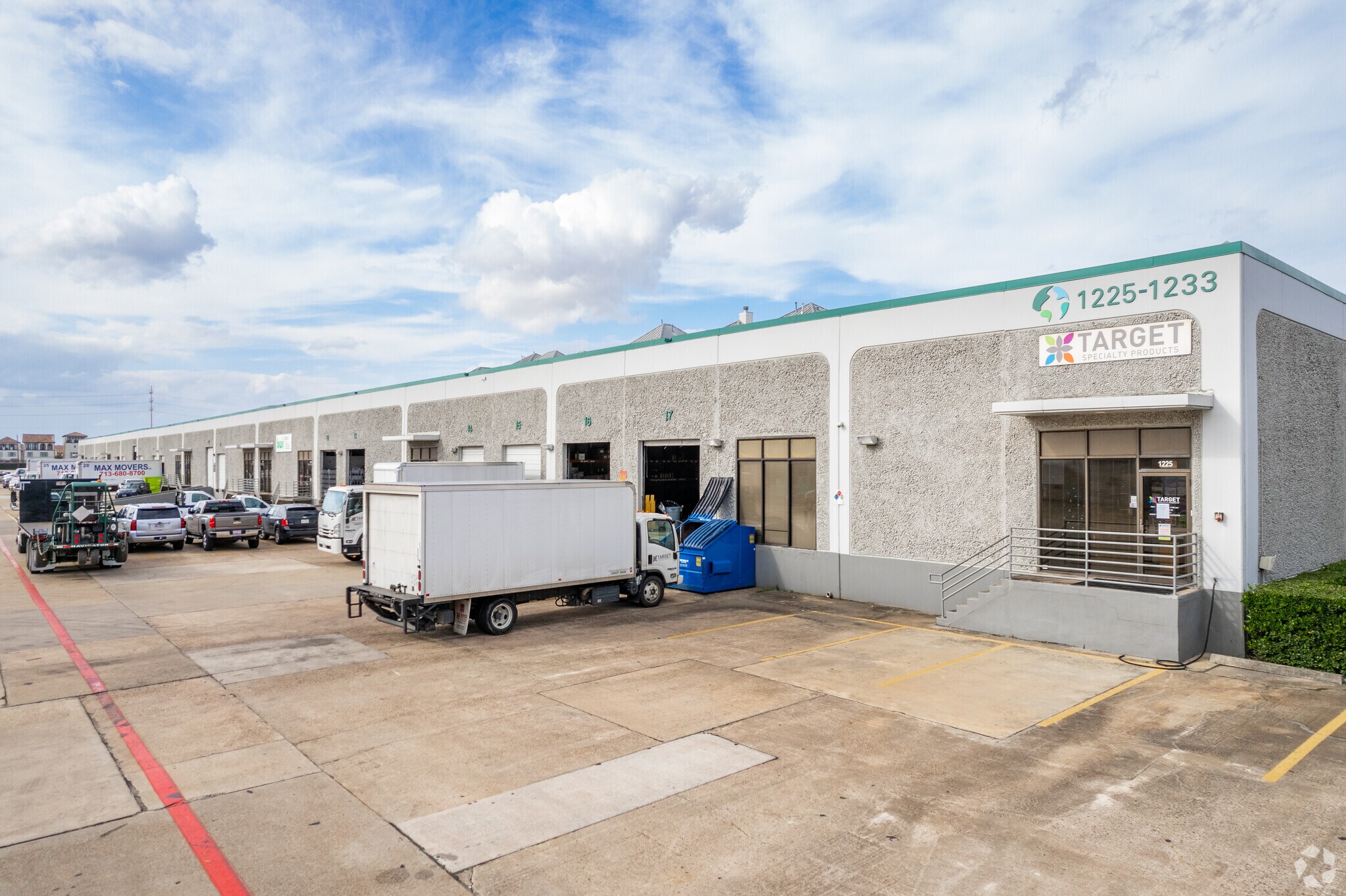 1231 N Post Oak Rd, Houston, TX à louer Photo du bâtiment- Image 1 de 11