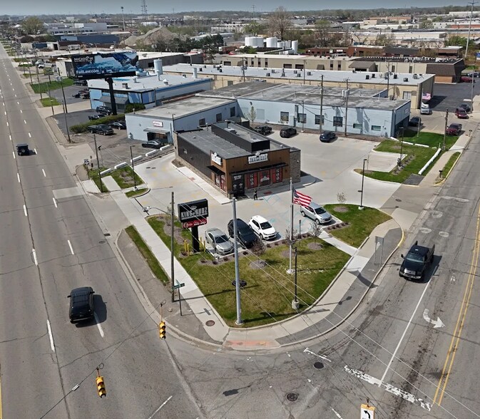 29999 Groesbeck Hwy, Roseville, MI for sale - Building Photo - Image 2 of 2