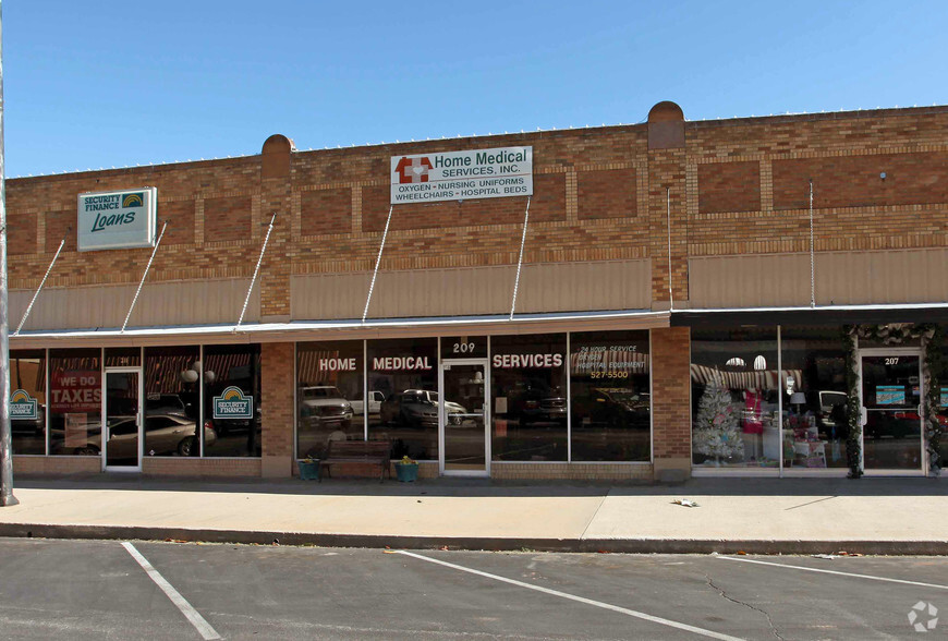 209 W Main St, Purcell, OK for sale - Primary Photo - Image 1 of 1