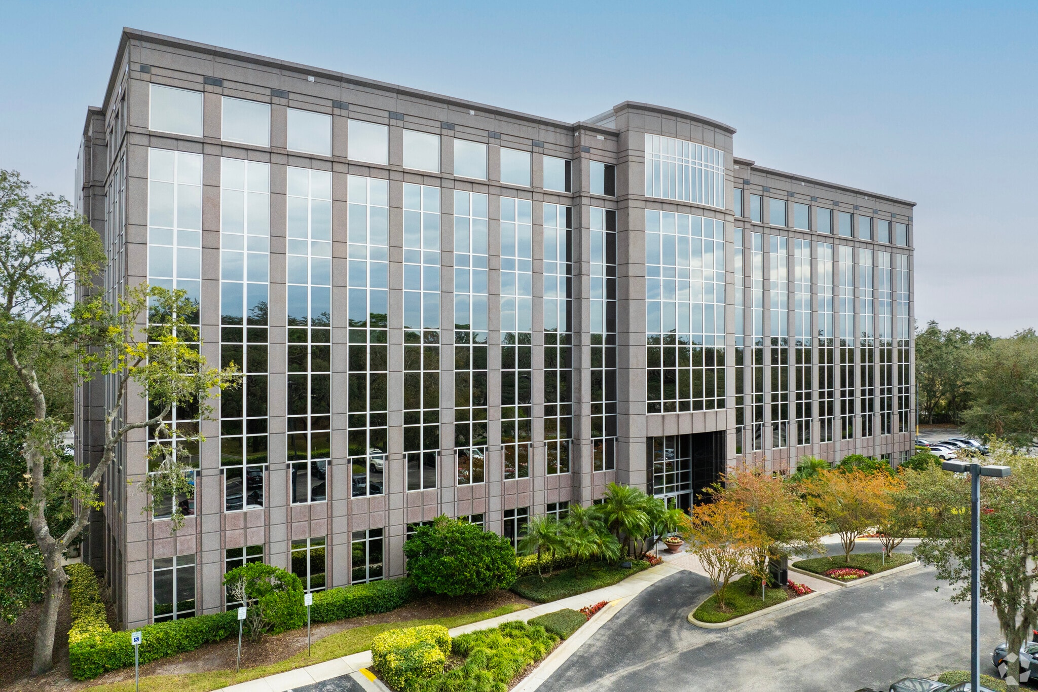 8800 Hidden River Pky, Tampa, FL for lease Building Photo- Image 1 of 7