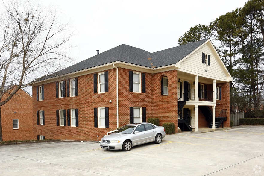 3525 Holcomb Bridge Rd, Peachtree Corners, GA for lease - Primary Photo - Image 1 of 17