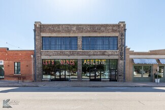 Plus de détails pour 141 Oak St, Abilene, TX - Commerce de détail à vendre