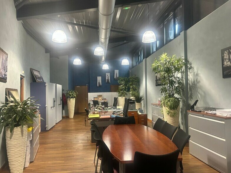 Office in Chalon-sur-Saône for lease - Interior Photo - Image 1 of 4