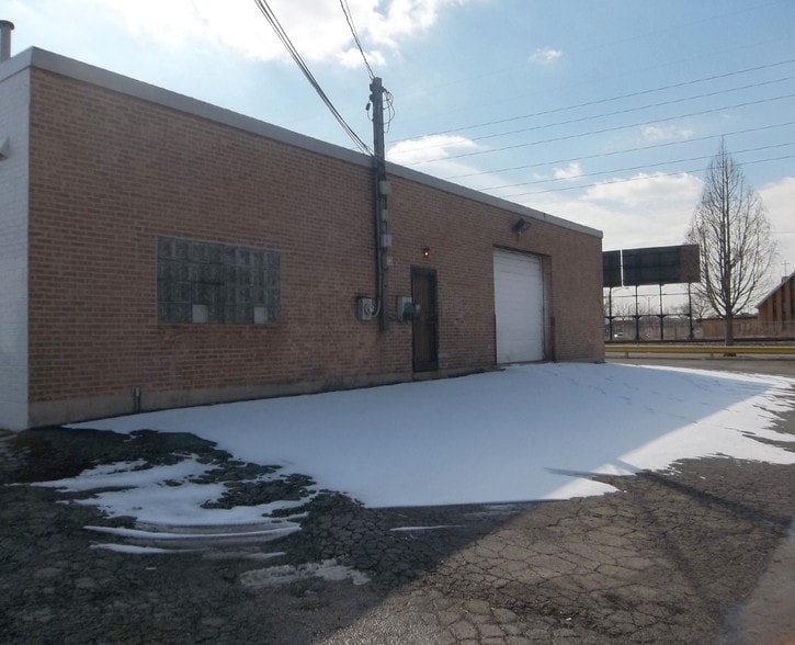 3550 W 79th St, Chicago, IL for lease - Building Photo - Image 3 of 4